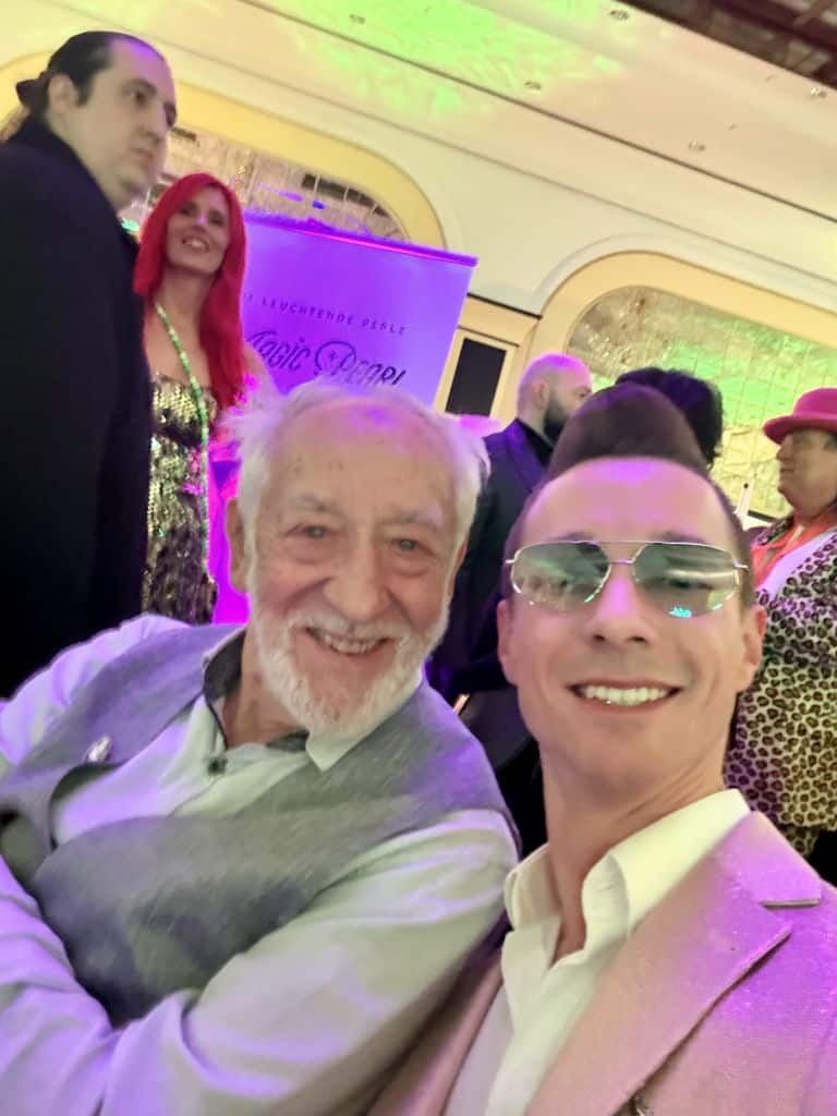 01 Dieter Hallerforden Humorvolle Magie für Hochzeit, Firmenfeier, Geburtstag, Weihnachtsfeier oder Jugendweihe