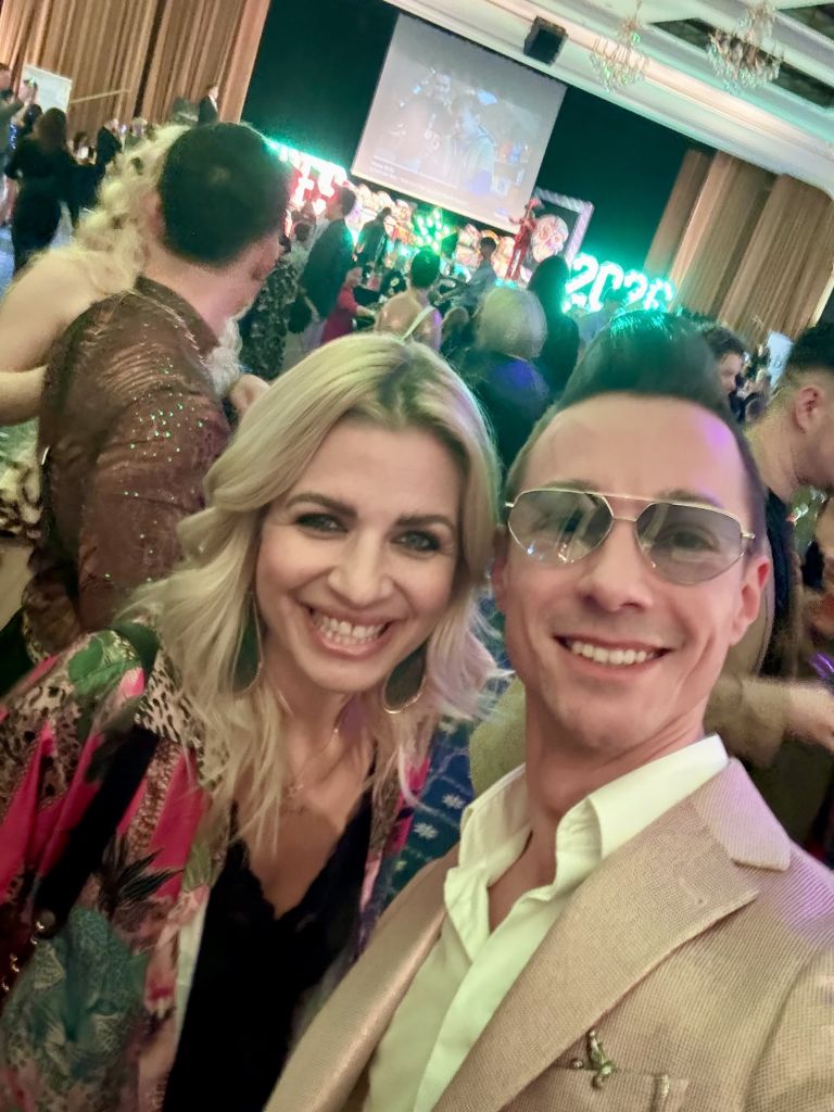 03 Susan Sideropoulos Humorvolle Magie für Hochzeit, Firmenfeier, Geburtstag, Weihnachtsfeier oder Jugendweihe